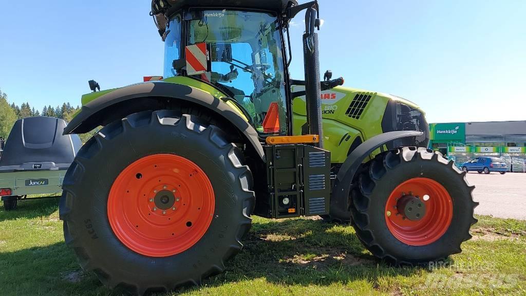 CLAAS Axion 810 트랙터