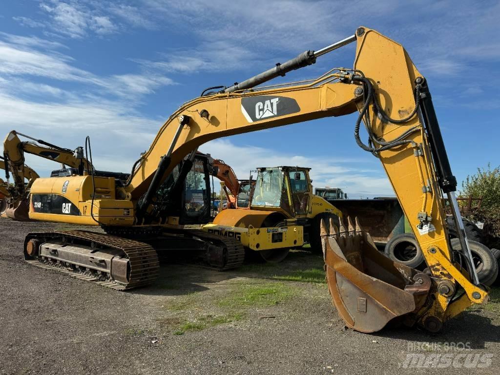 CAT 324 D L 대형 굴삭기 29톤 이상
