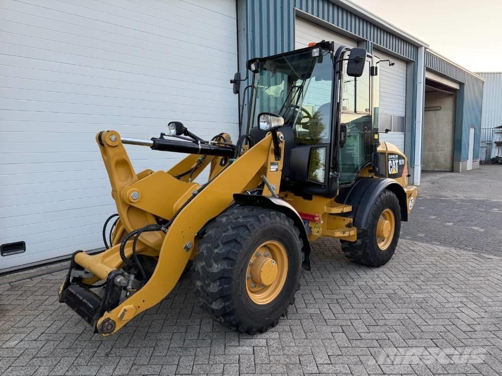 CAT 907 H  휠로우더