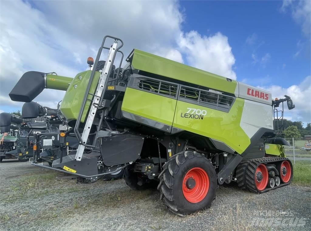 CLAAS 7700 TT 콤바인 수확기