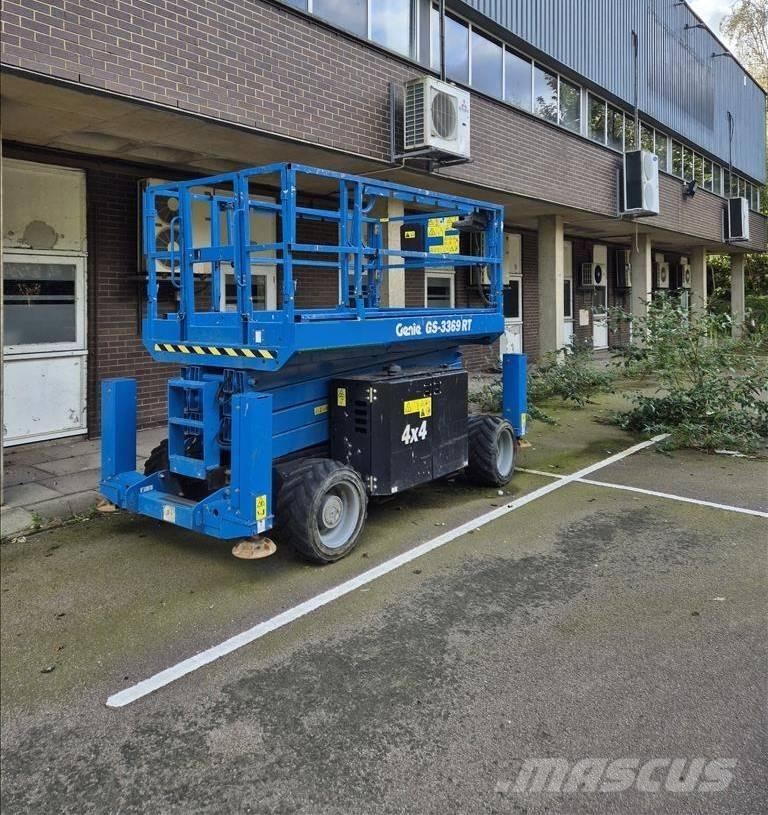 Genie GS 3369 RT 가위형 리프트
