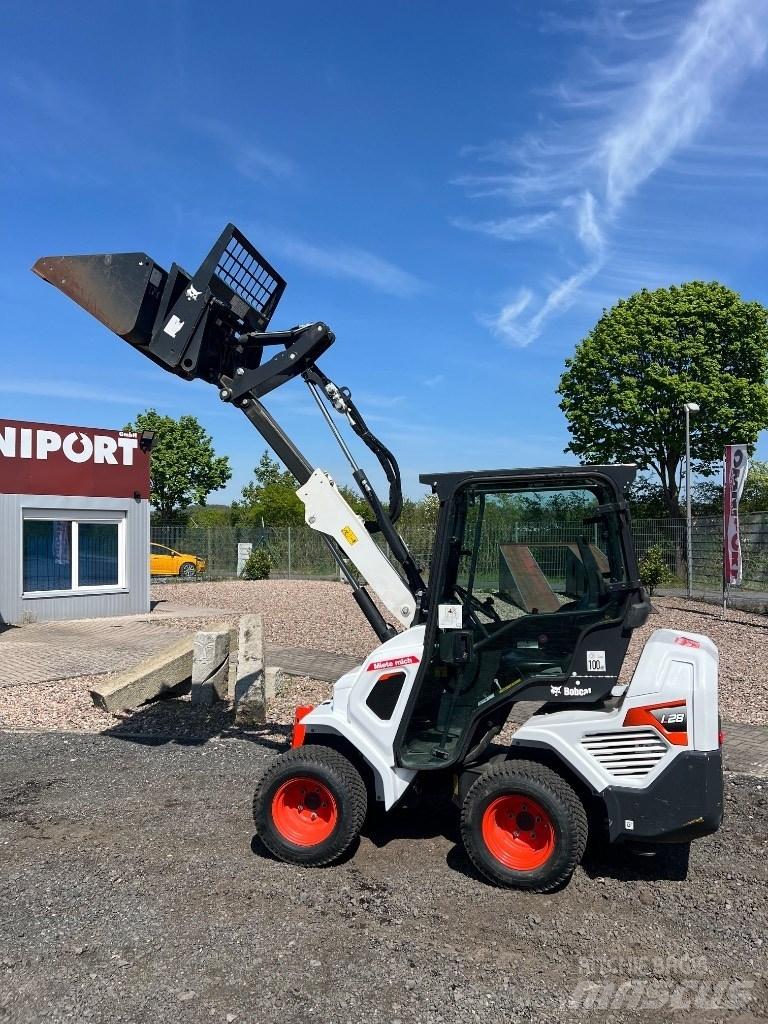 Bobcat L 28 텔러 핸들러