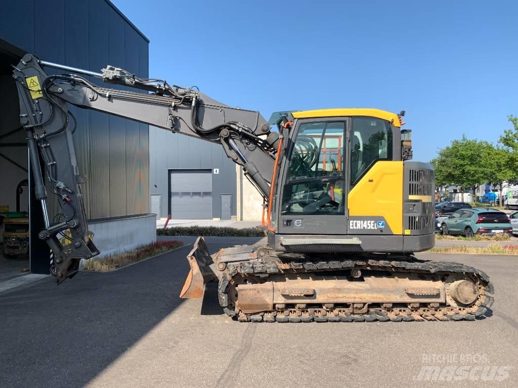 Volvo ECR 145 E 대형 굴삭기 29톤 이상