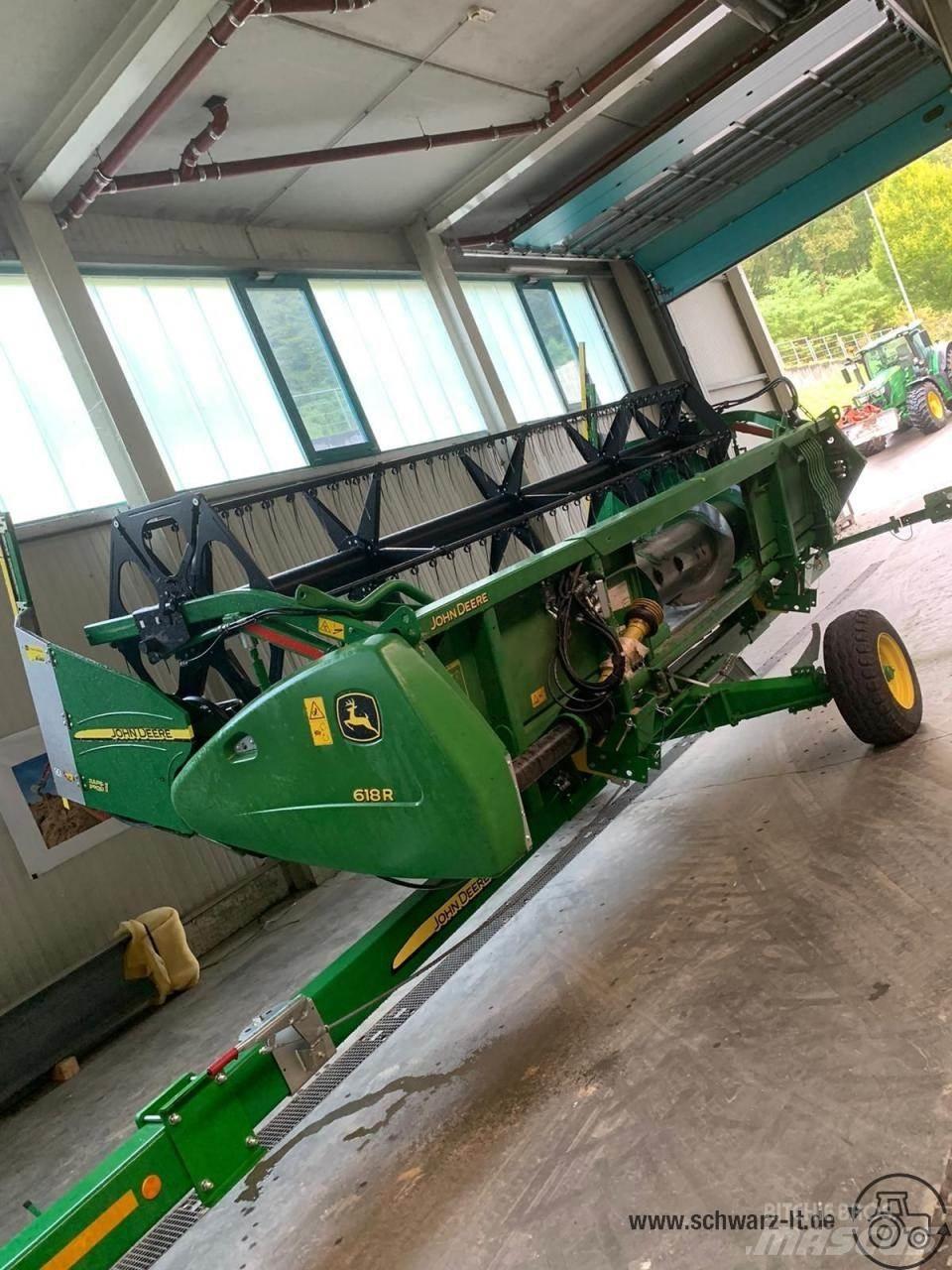John Deere W540 콤바인 수확기