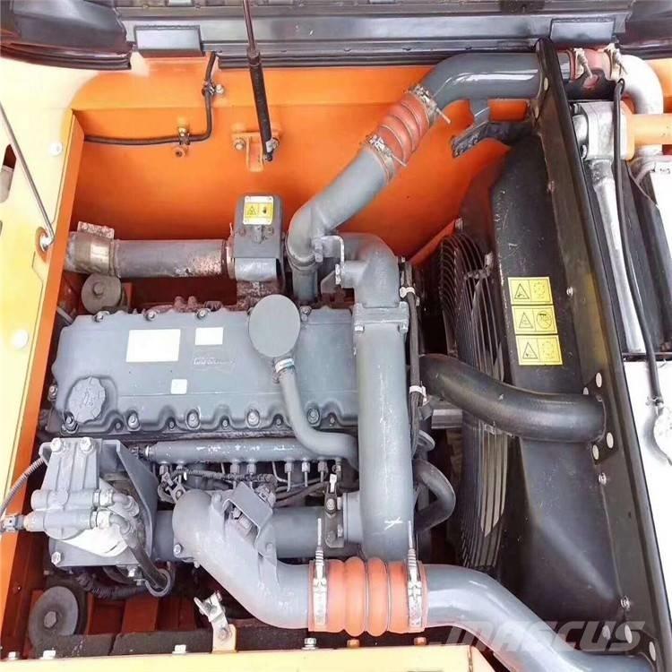 Doosan DX 225 대형 굴삭기 29톤 이상