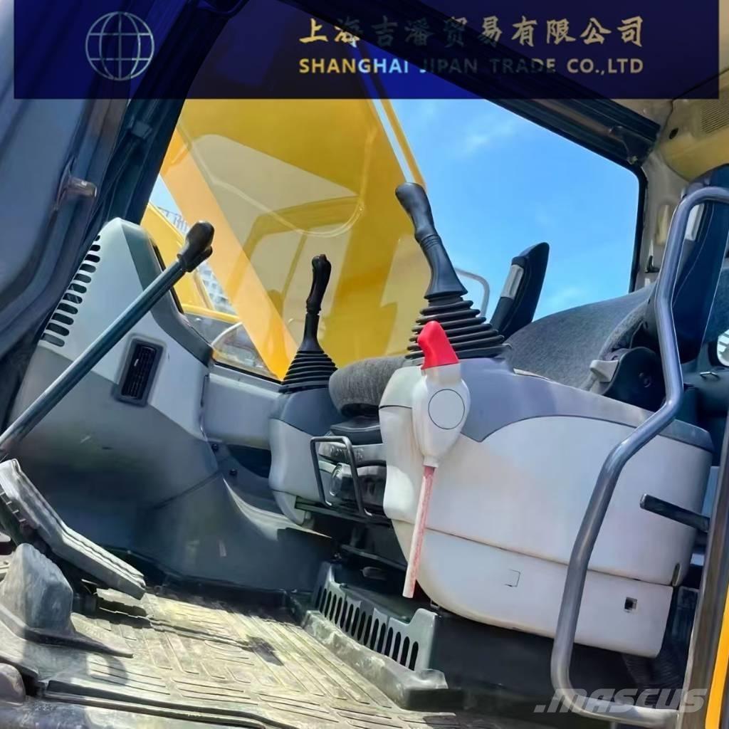 Komatsu PC 270 대형 굴삭기 29톤 이상