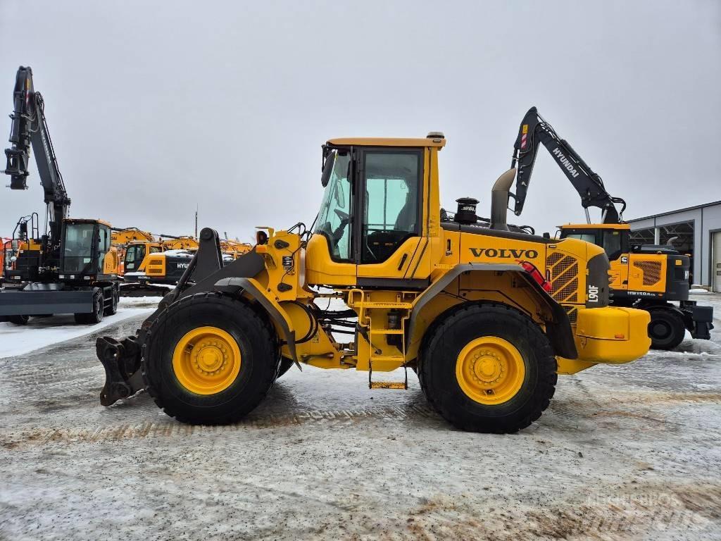 Volvo L 90 F  휠로우더