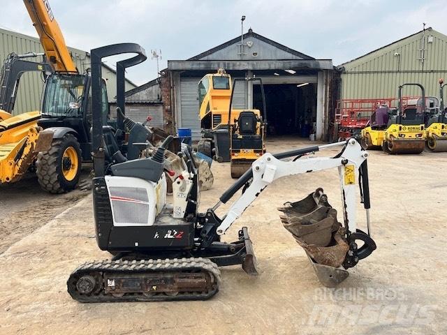 Bobcat E 10 소형 굴삭기 7톤 미만