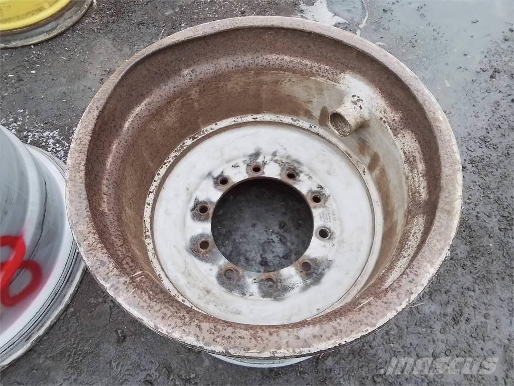 Valmet 890 20x26,5 타이어, 휠 및 림