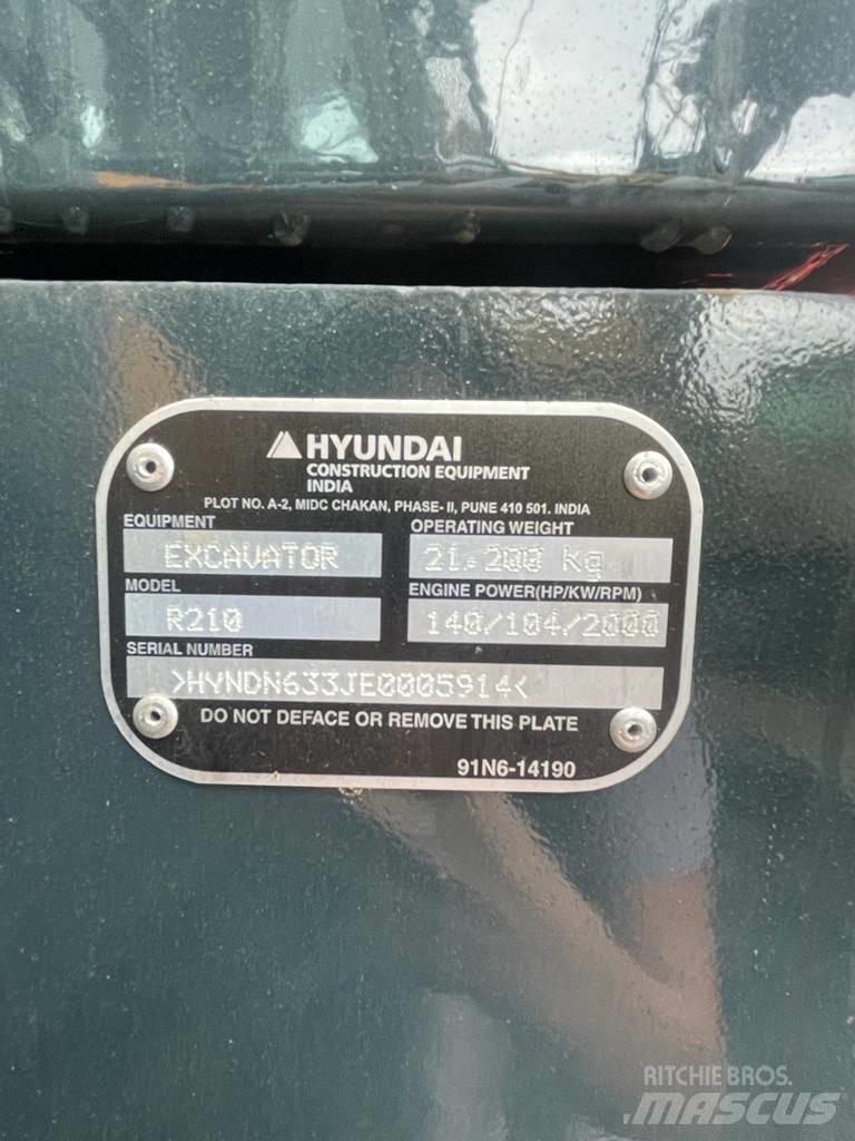 Hyundai R210 대형 굴삭기 29톤 이상
