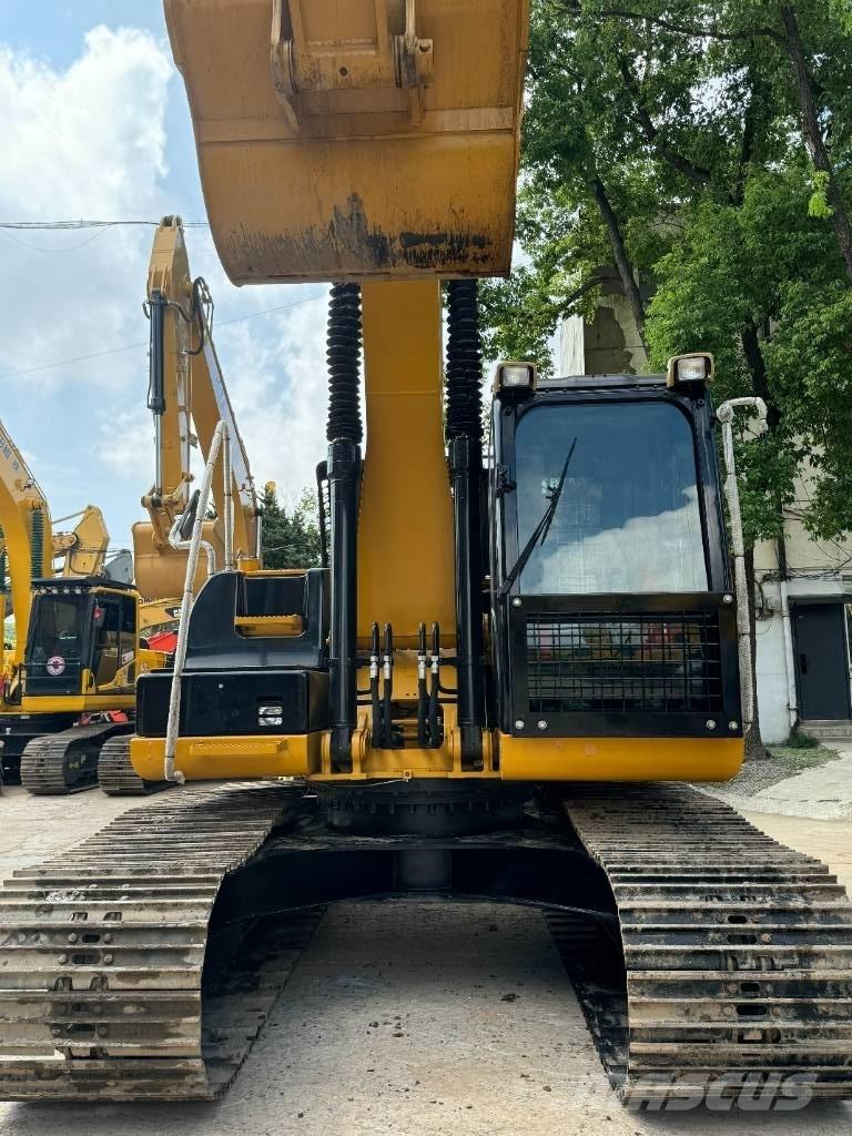 CAT 320 D 중형굴삭기 7톤-28톤