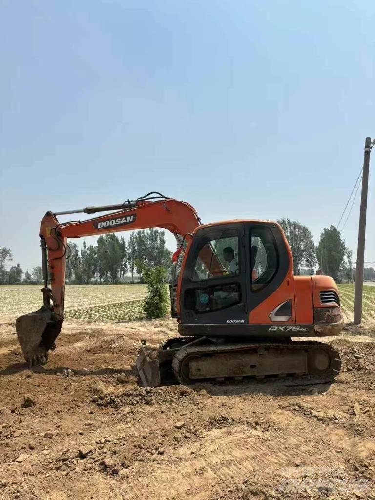 Doosan DX 75-9 대형 굴삭기 29톤 이상