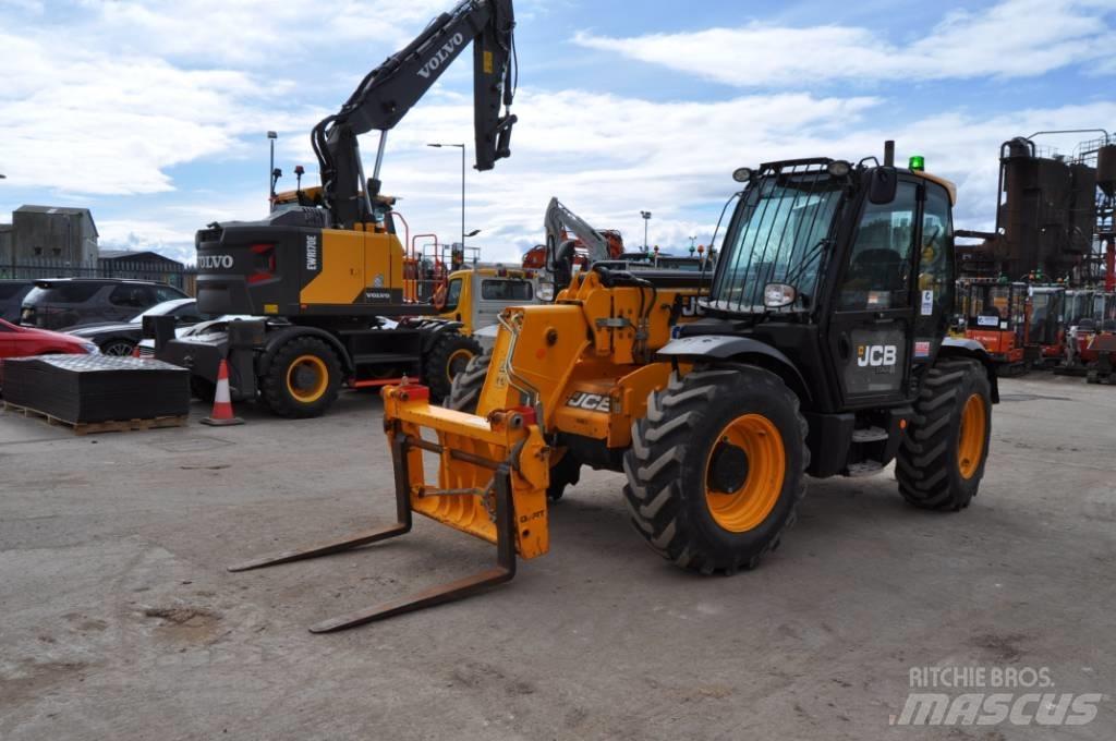 JCB 535-95 텔러 핸들러