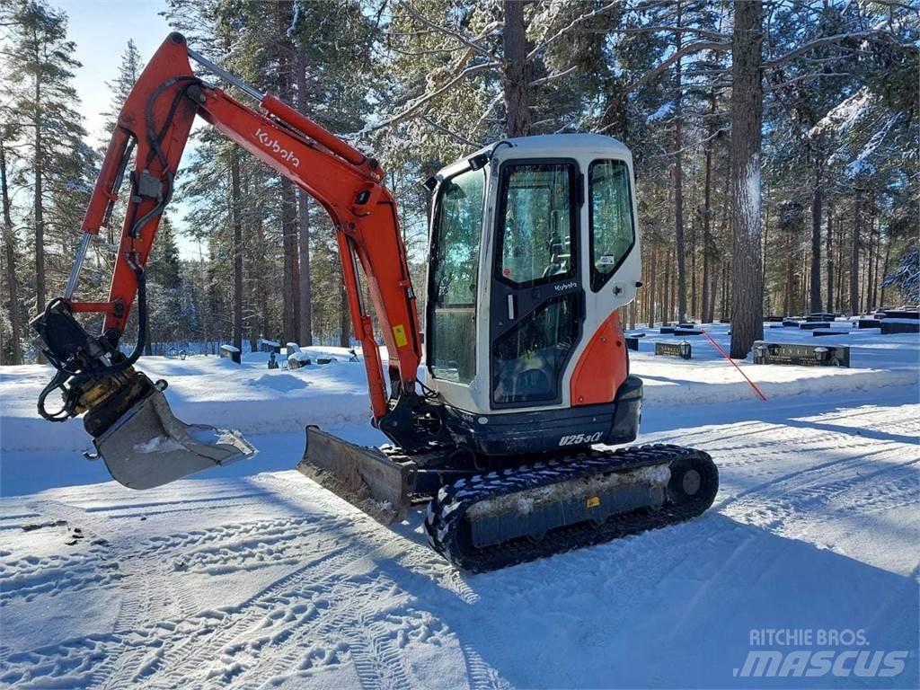 Kubota U25-3 소형 굴삭기 7톤 미만