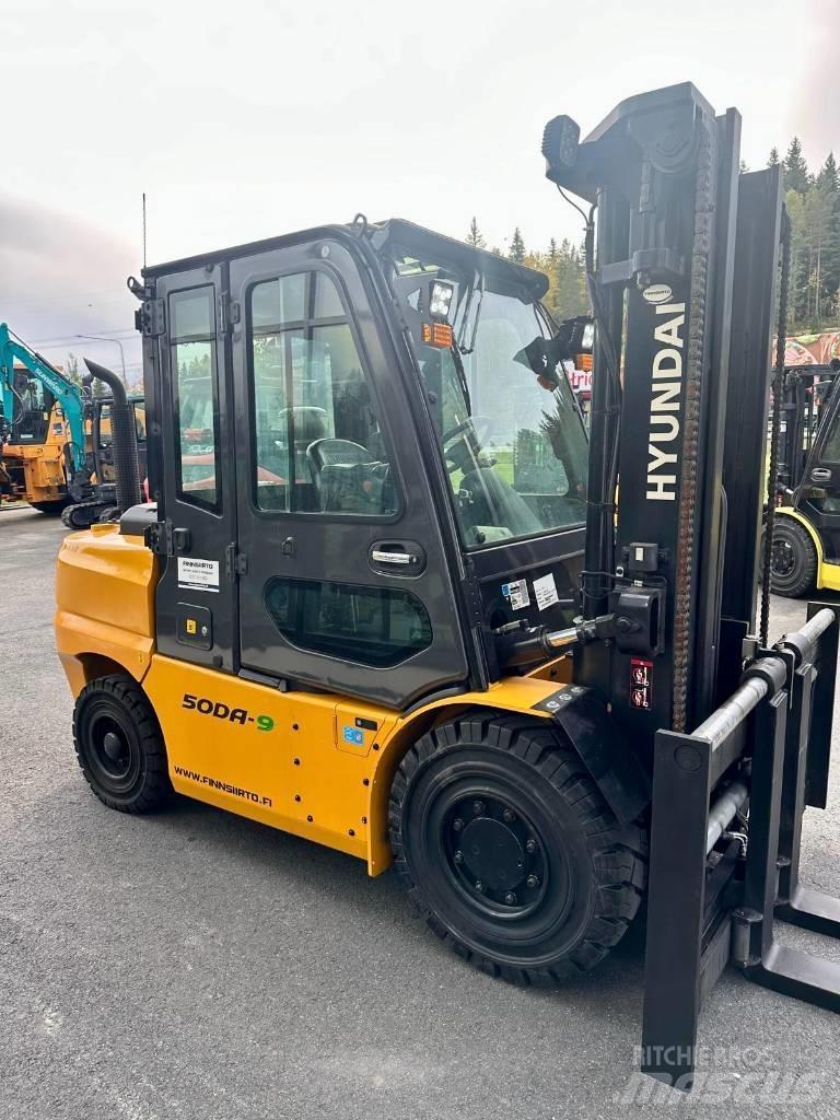 Hyundai 50DA-9 디젤 지게차