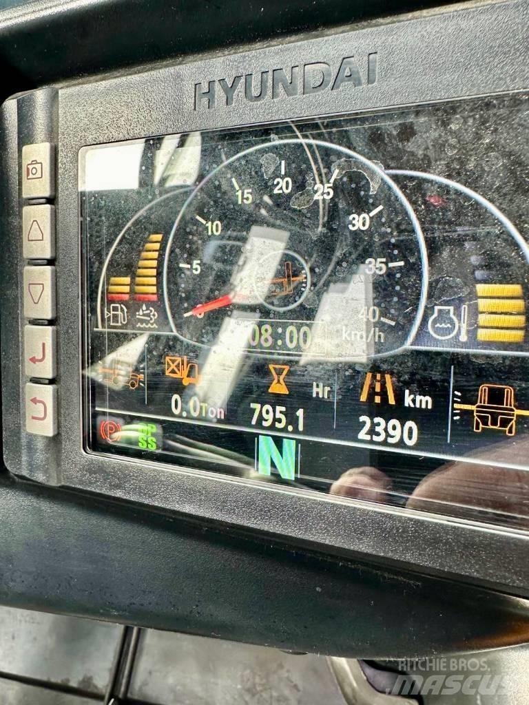 Hyundai 50DA-9 디젤 지게차