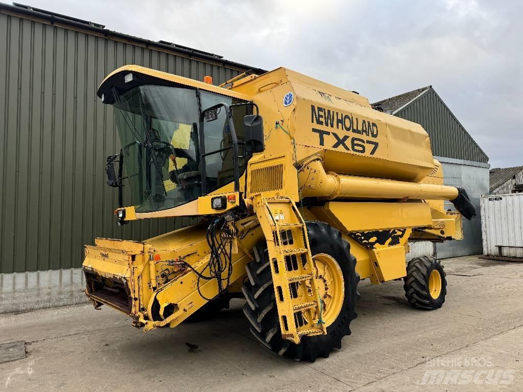 New Holland TX 67 콤바인 수확기