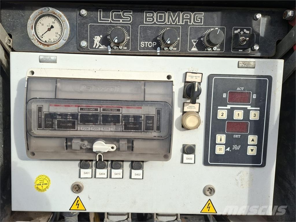 Bomag BF 300 C 소형 아스팔트 기계