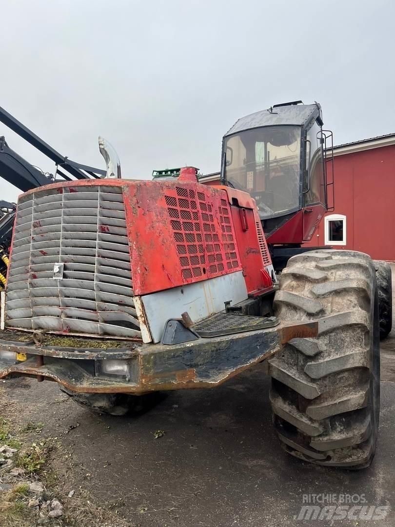Valmet 921 원목 하베스터