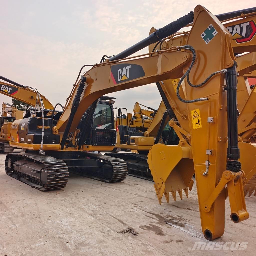 CAT 320D 대형 굴삭기 29톤 이상