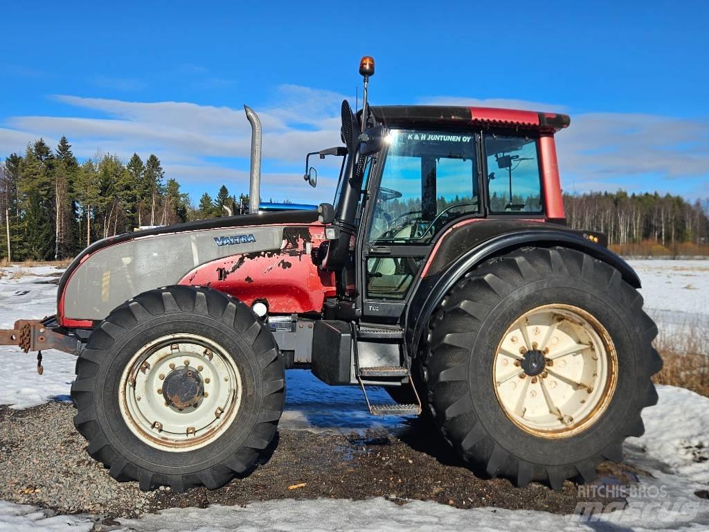 Valtra T 170 트랙터