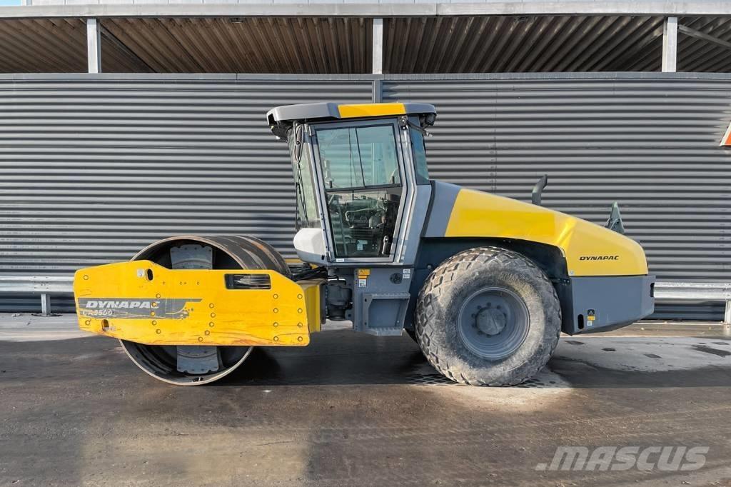 Dynapac CA3500D 싱글 드럼 롤러