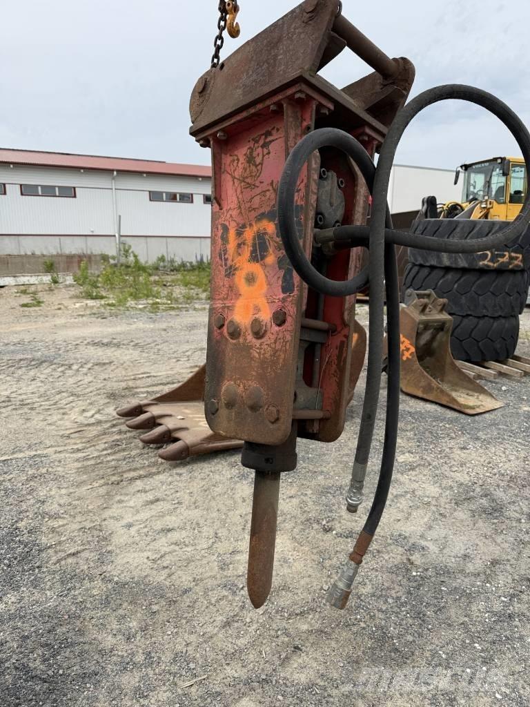 Rammer S45 kiinnike 브레이커