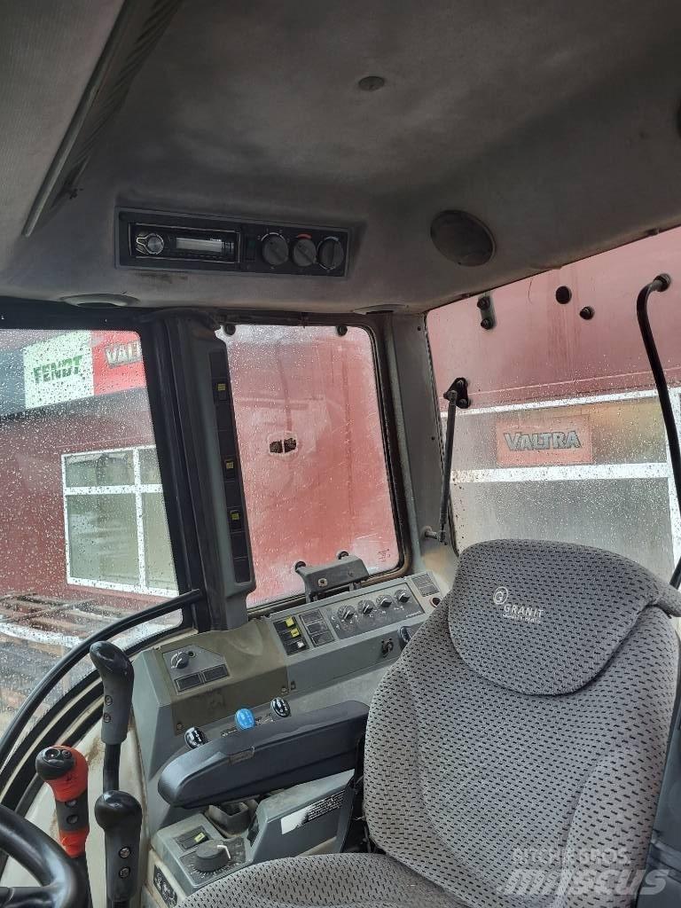 Valtra 8150 트랙터