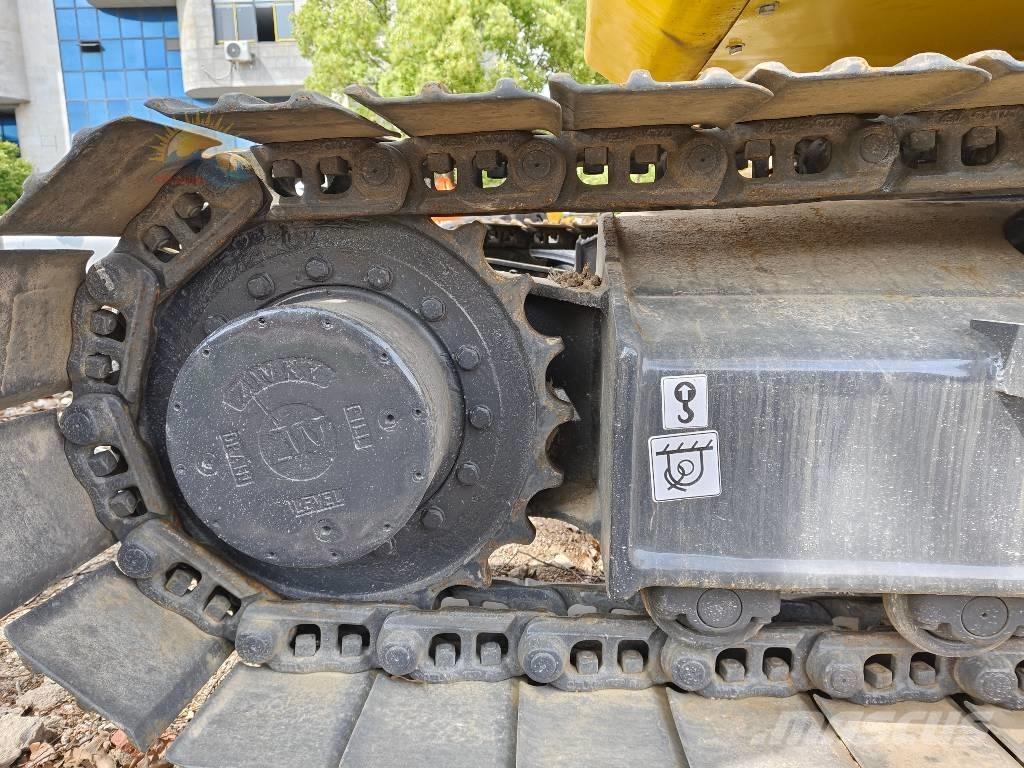 Komatsu PC 130 LC-7 대형 굴삭기 29톤 이상