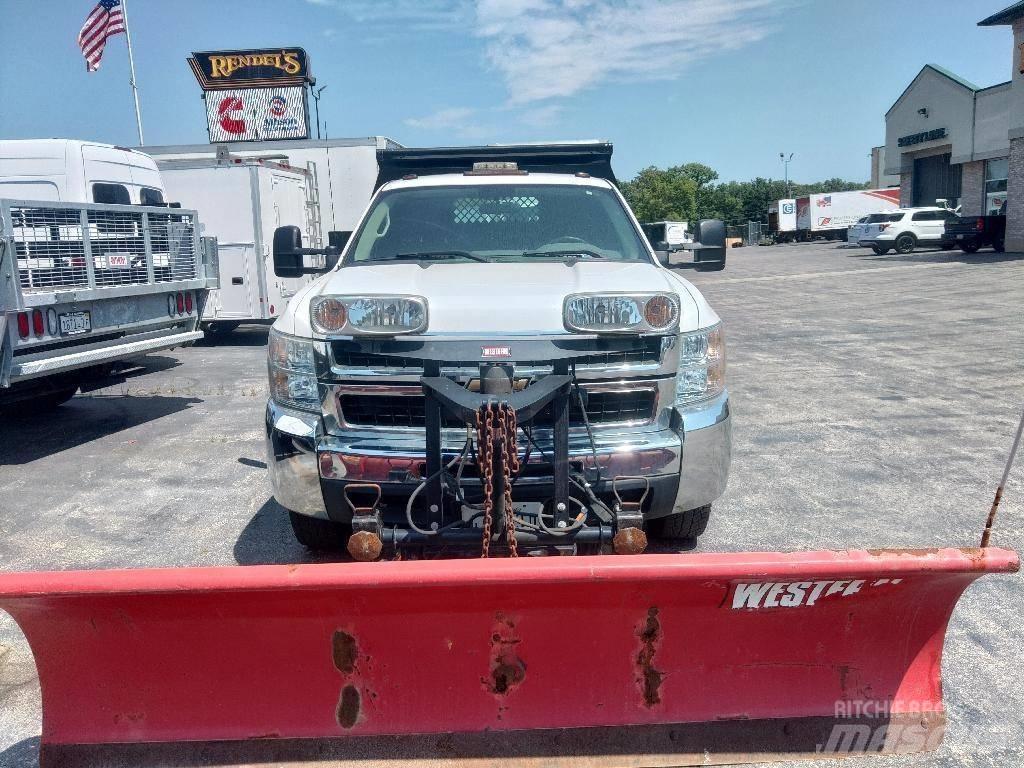 Chevrolet 3500 HD 덤프 트럭
