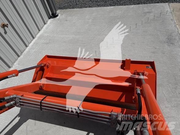 Kubota B7800 트랙터