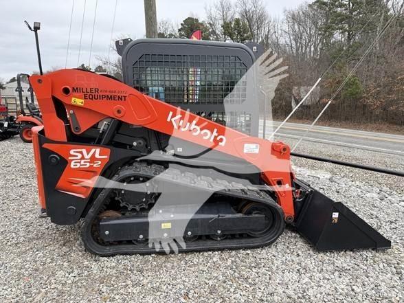 Kubota SVL65-2  스키드로더