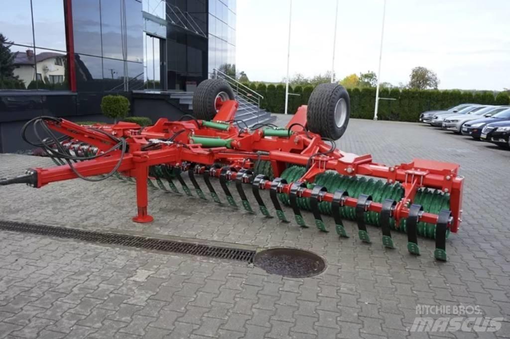 Agro-Masz Hestile 롤러