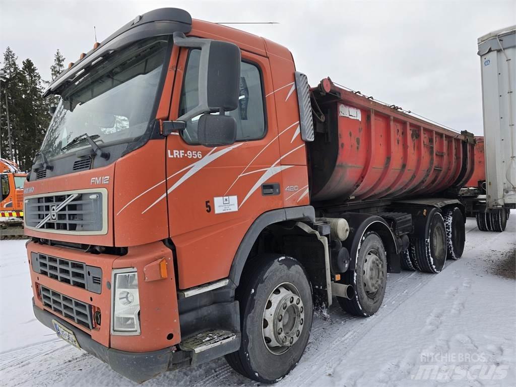 Volvo Fm12 420 8x4 덤프 트럭