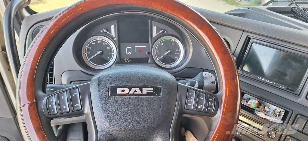 DAF XF 106.460 SC 트랙터 유닛
