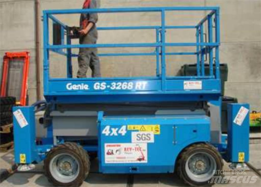 Genie GS3268RT 가위형 리프트