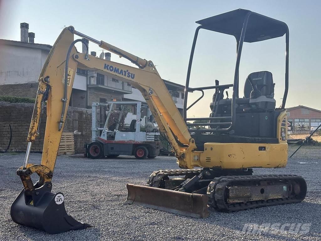 Komatsu PC16R-3HS 소형 굴삭기 7톤 미만