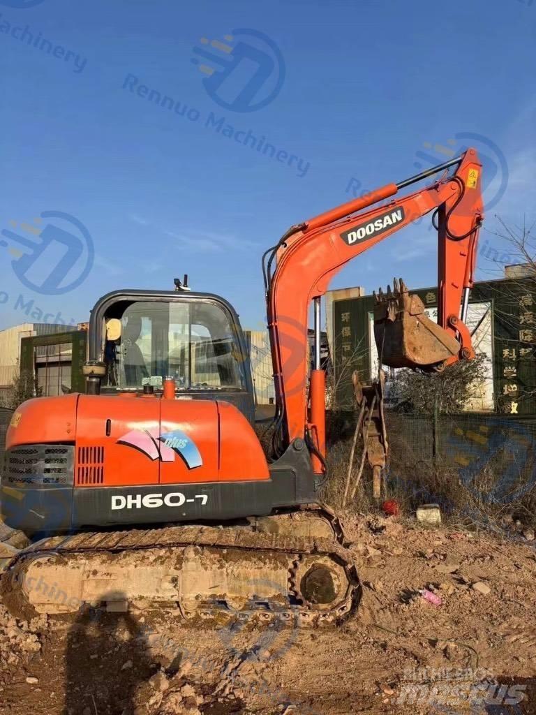 Doosan DH 60 대형 굴삭기 29톤 이상