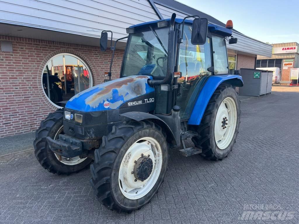 New Holland TL 90 트랙터