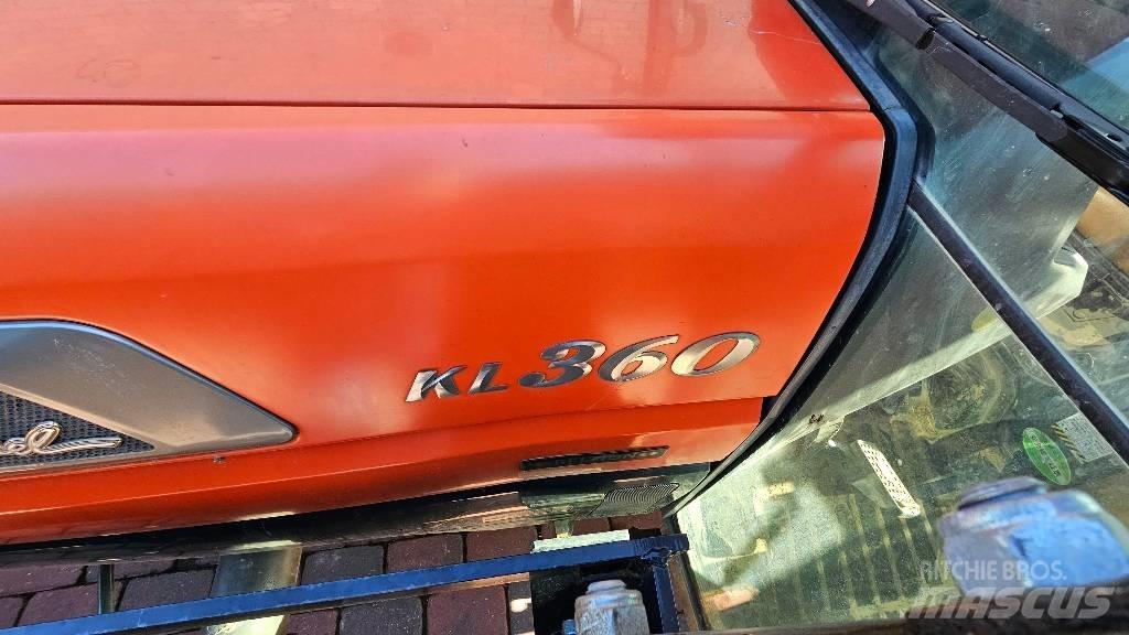Kubota KL360 트랙터