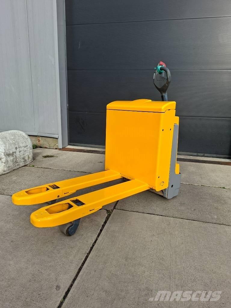 Jungheinrich EJE 116 경량 리프터