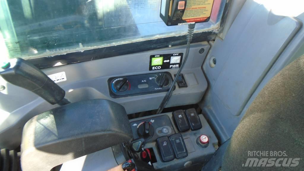 Kubota KX 080-4 중형굴삭기 7톤-28톤