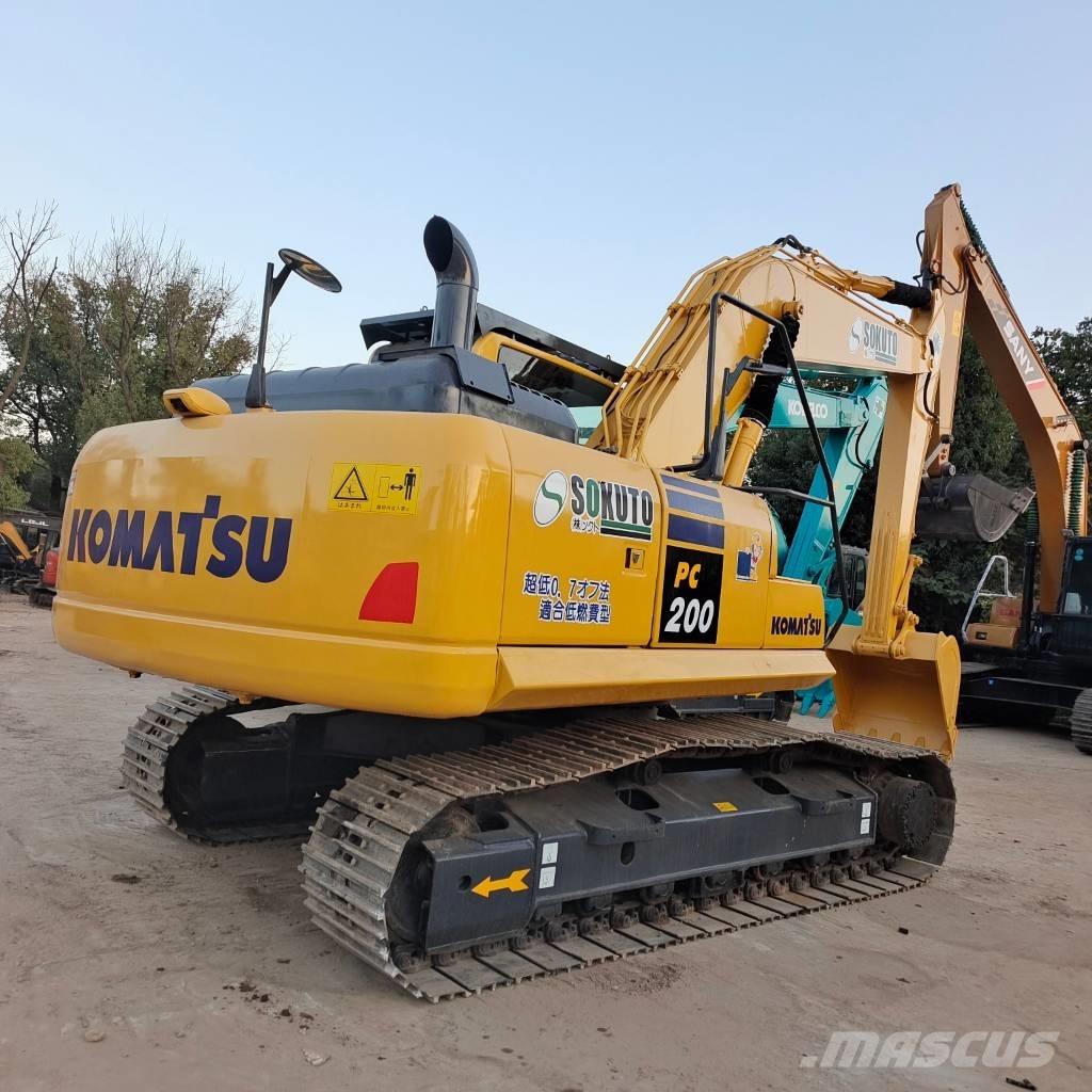Komatsu PC 200-8 대형 굴삭기 29톤 이상