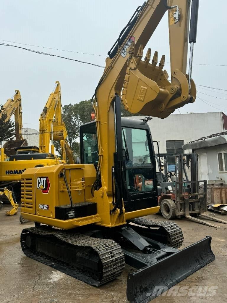 CAT CAT305.5E2 소형 굴삭기 7톤 미만