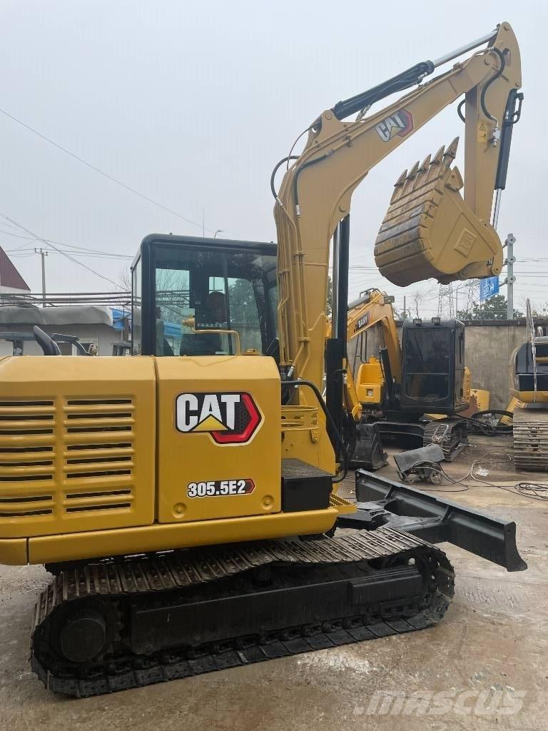 CAT CAT305.5E2 소형 굴삭기 7톤 미만
