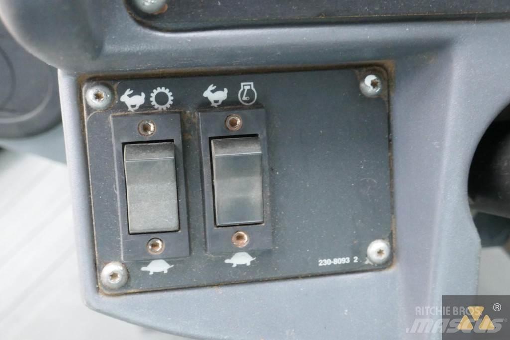 CAT CP533E 싱글 드럼 롤러