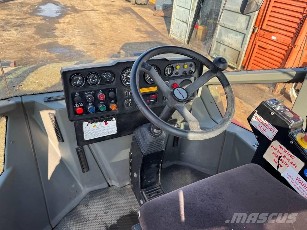 Dynapac CA 512 D 싱글 드럼 롤러