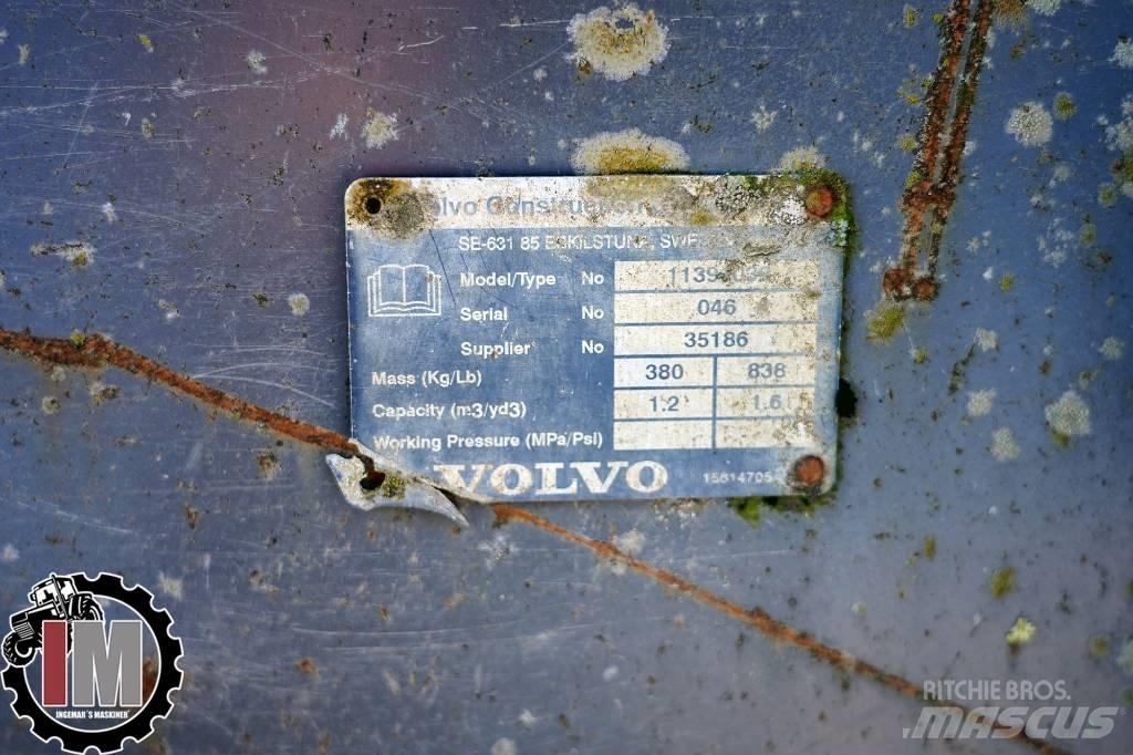 Volvo L30 Skopa 버켓