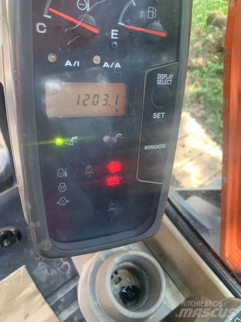 Hitachi ZX60 대형 굴삭기 29톤 이상