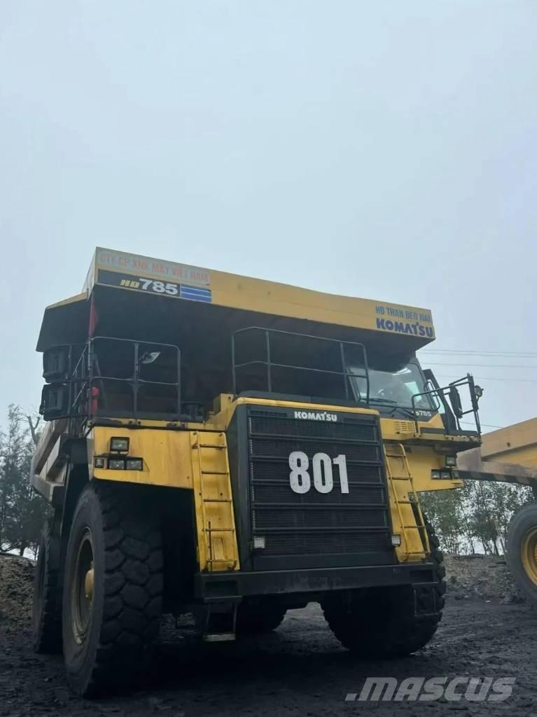 Komatsu HD 785-7 초대형 덤프 트럭